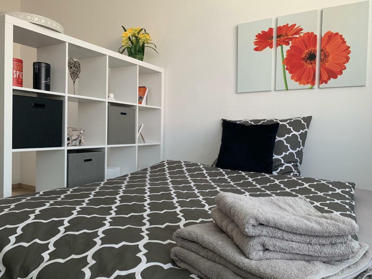 Moderner Bungalow, 20 Minuten Bis Hannover City, 24h Check-in Garbsen